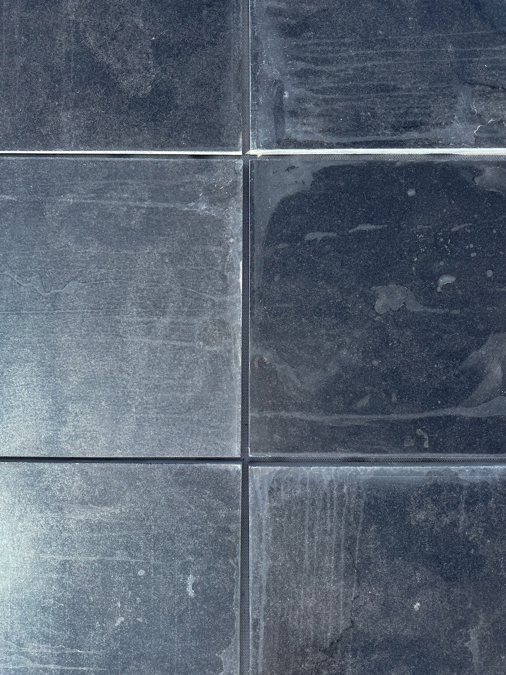 Andhra Black | Geschuurd | 150x150x20-30mm | Graniet