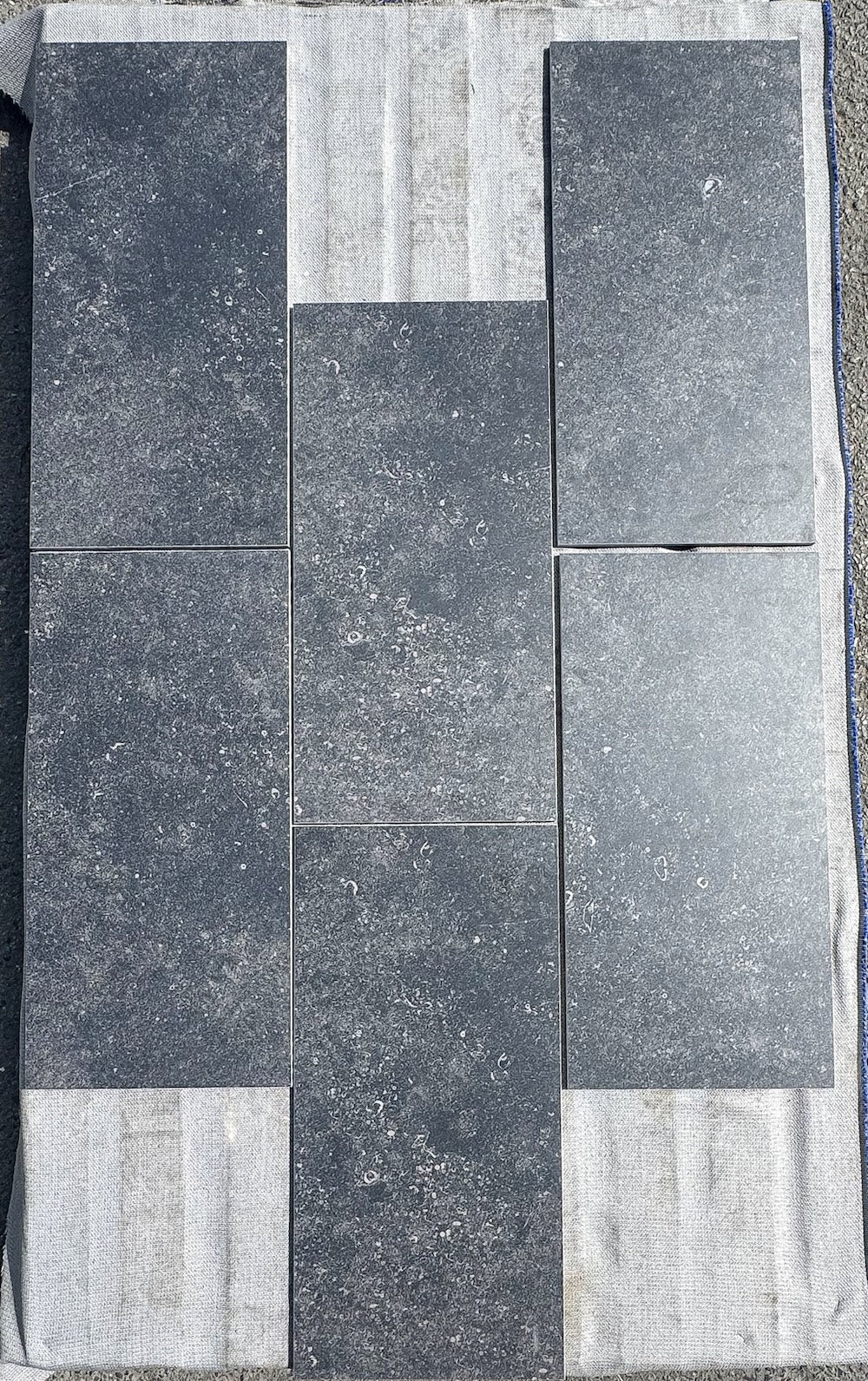 Belgian Stone Black | 297x600x10mm | Keramiek
