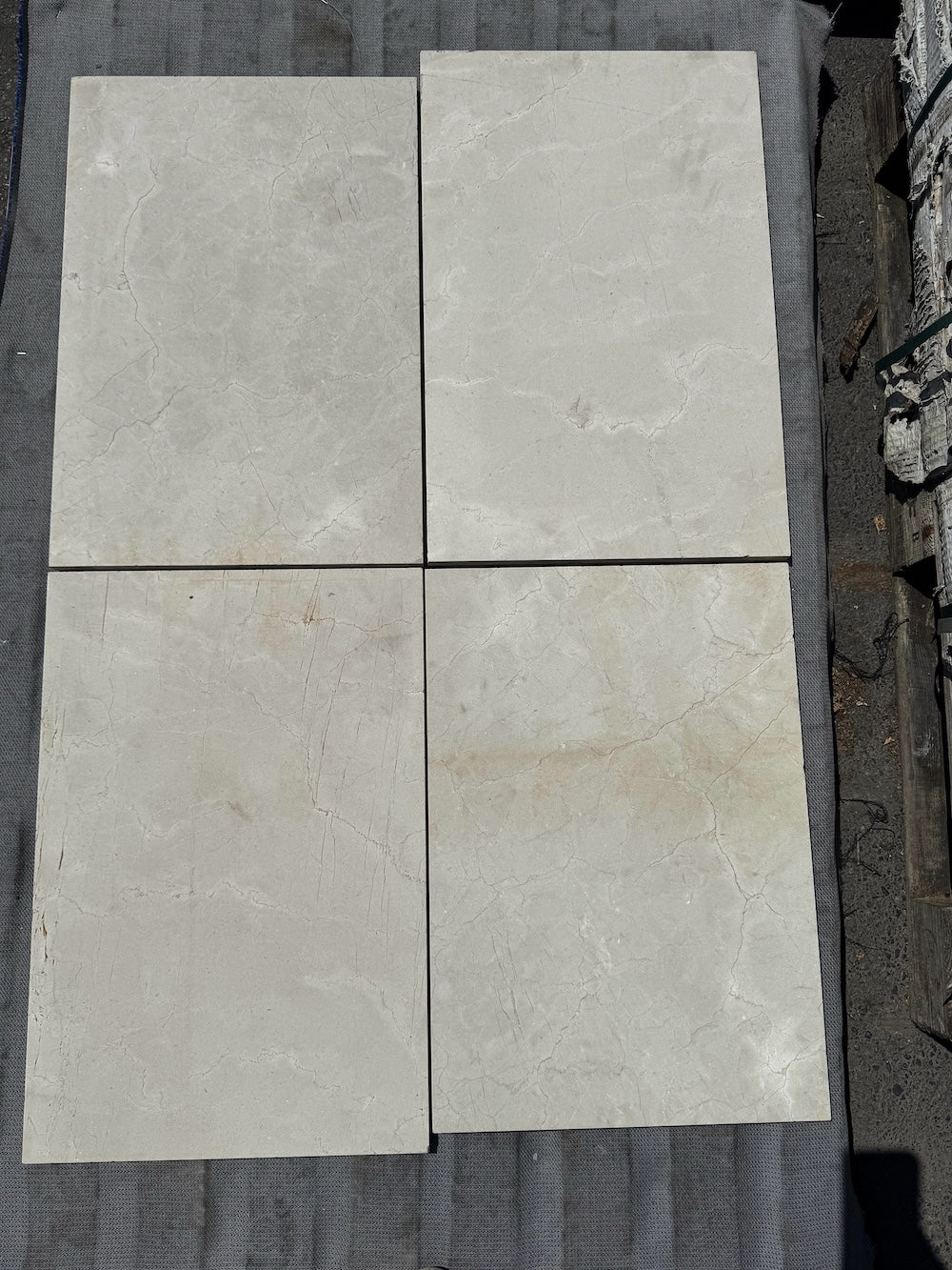 Crema Marfil Select | Gezandstraald | VLx400x20mm | Marmer