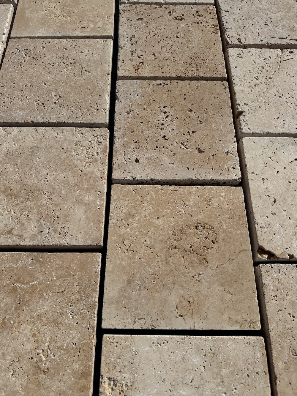 Ivory Crosscut- Ongestopt Venetum Romaans Verband | 30mm | Travertin