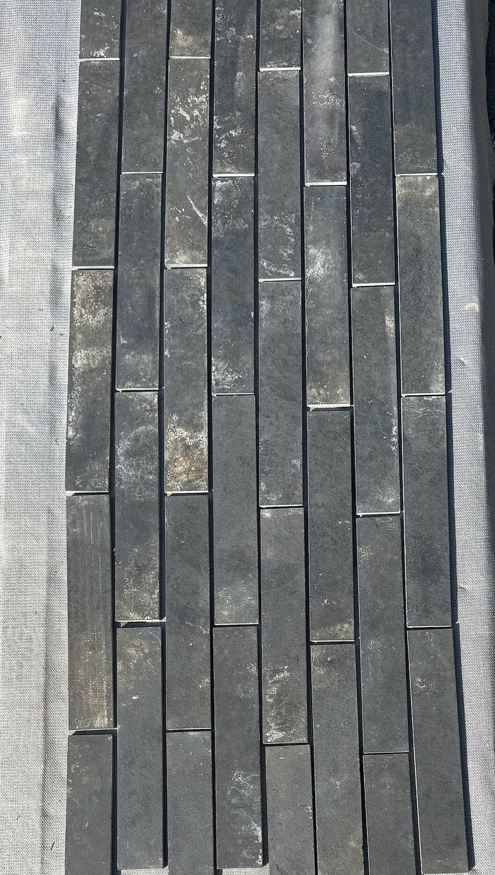 Mustang Black | Gekloven Gefreesd | 350x65x10mm | Leisteen