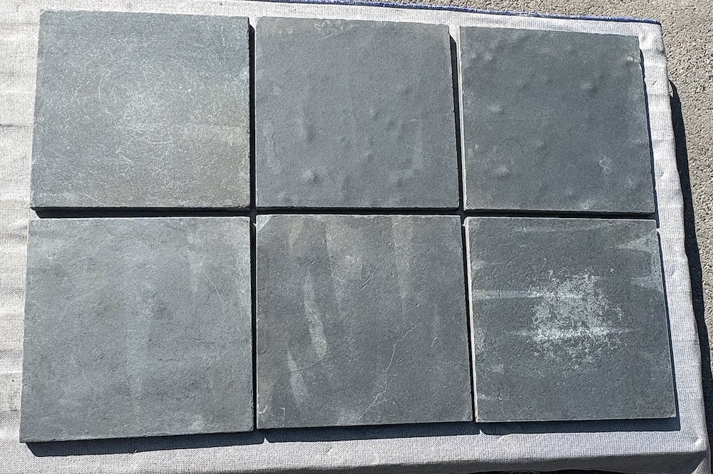Mustang Black | Gekloven Verouderd | 400x400x25mm | Leisteen