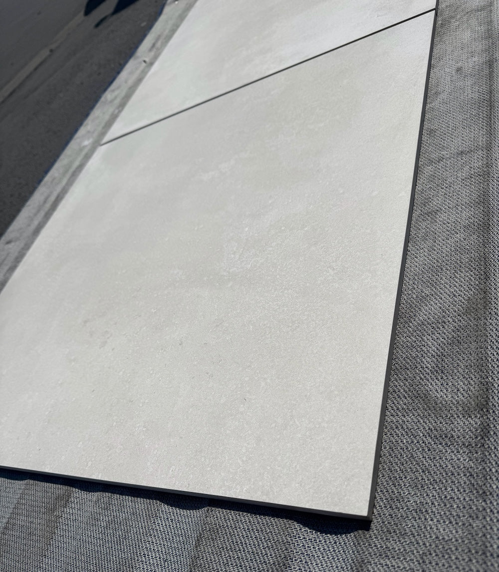 Margres Tool White | 600x600x8.5mm | Vloertegel