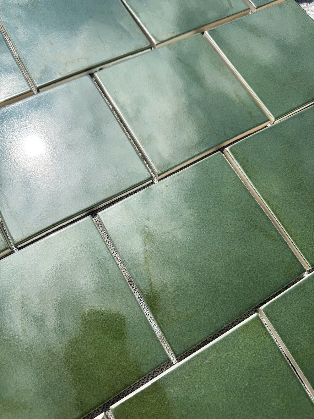Facade Leaf Glossy hoekstuk | 140x140x10mm | Keramiek