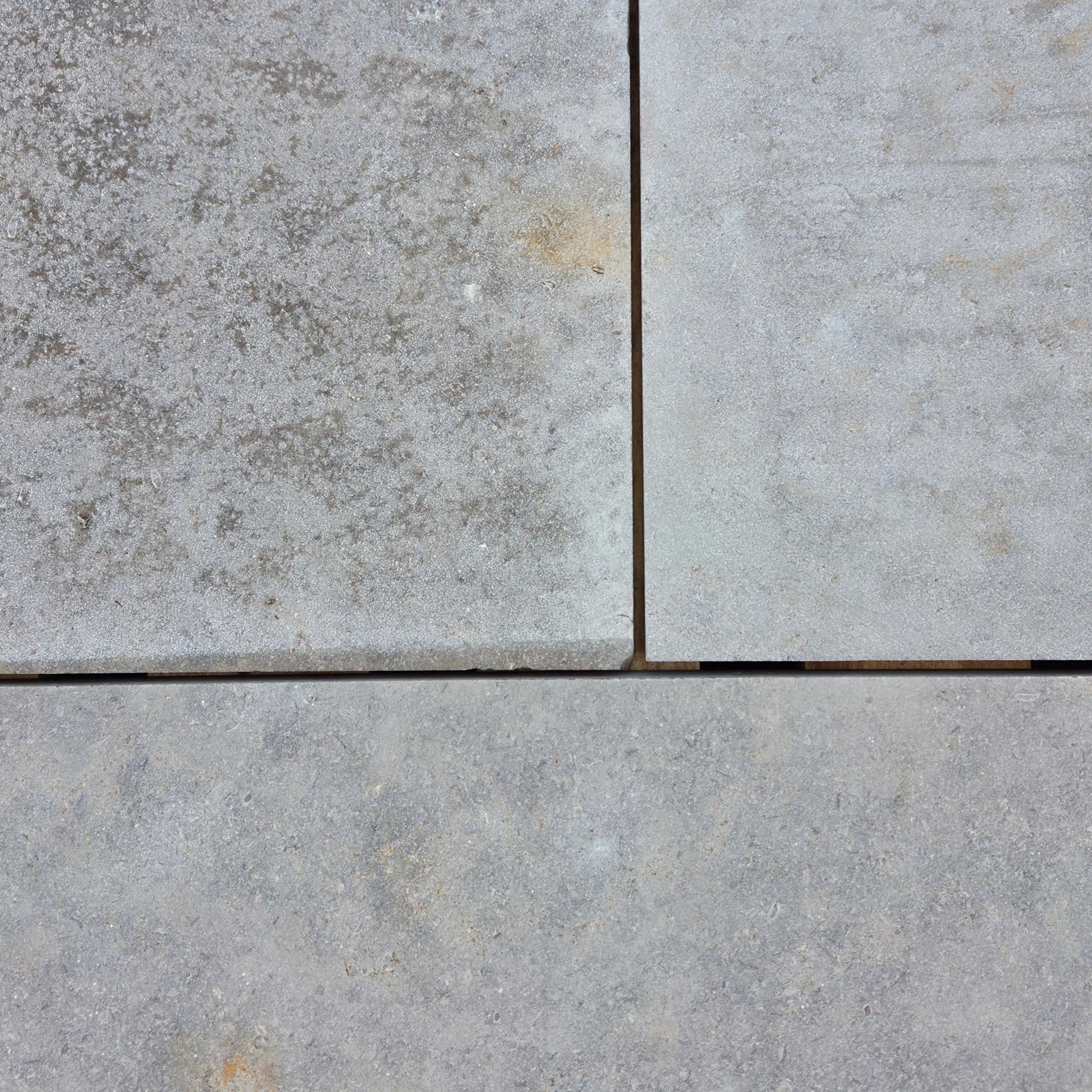 Fontana Vecchia | Gezandstraald | 500x800x20mm | Marmer