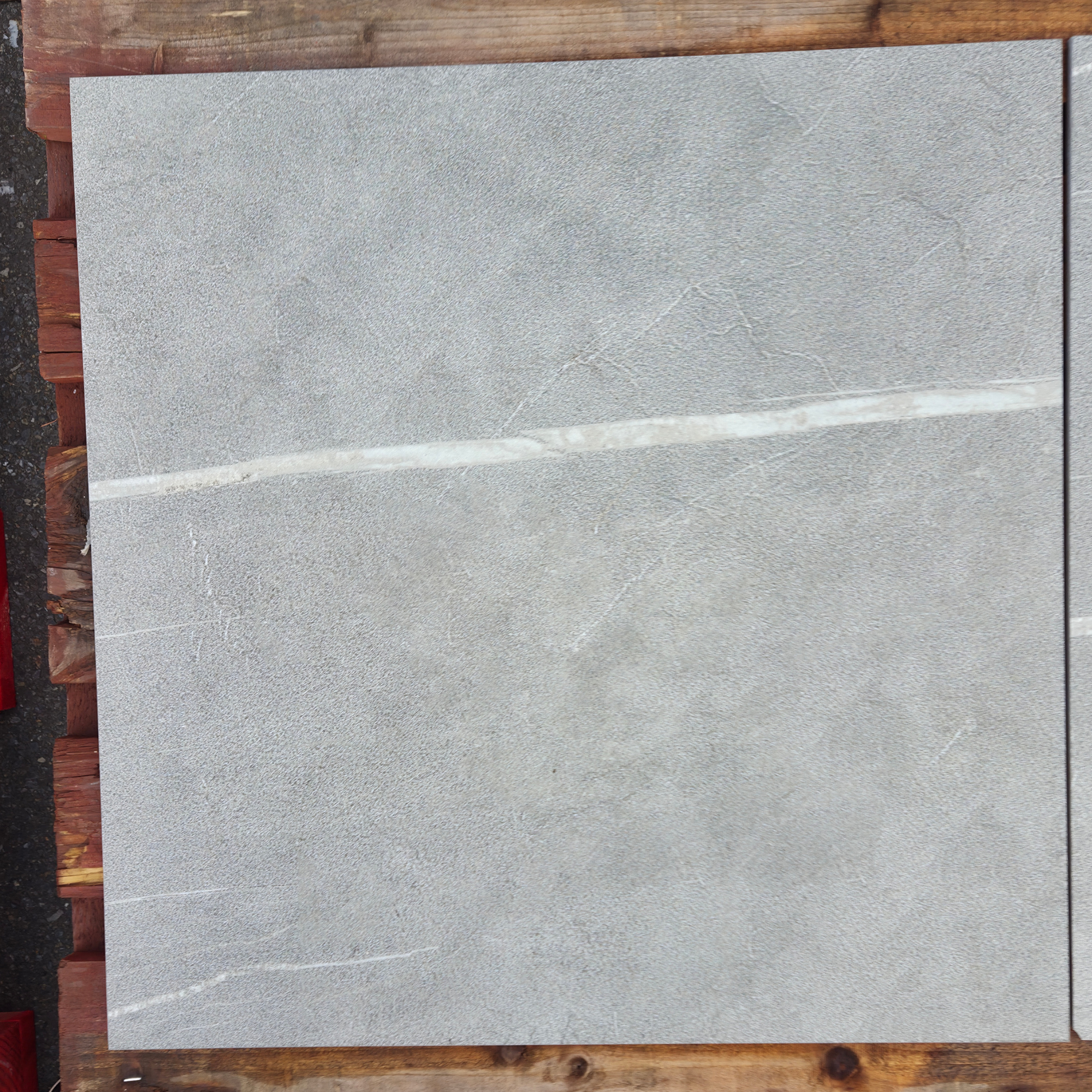 I Sassi Grigio Scuro | 600x600x10mm | Wandtegel