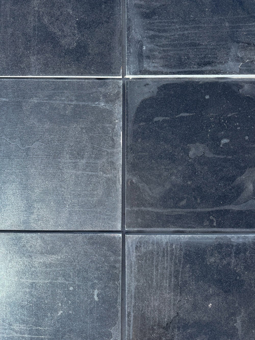Andhra Black | Geschuurd | 150x150x20-30mm | Graniet