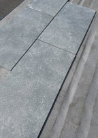 Belgian Stone Bumpy Grey | 297x600x10mm | Keramiek